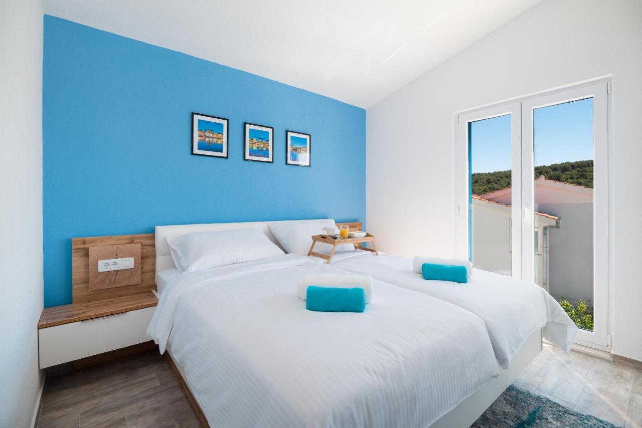 Villa Miholina - With Heated Swimming Pool Trogir Buitenkant foto
